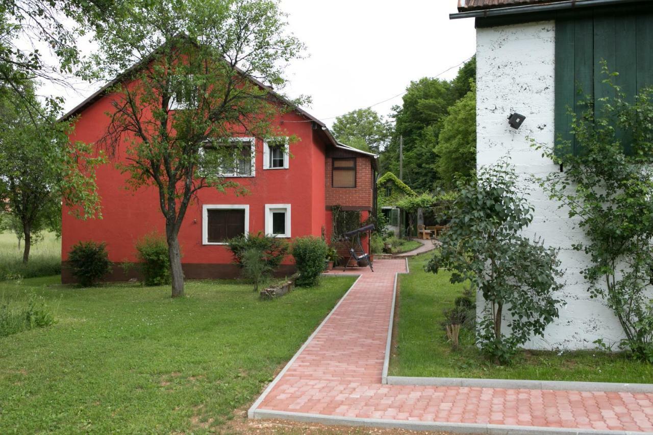 Holiday Home Modric Otočac Екстериор снимка