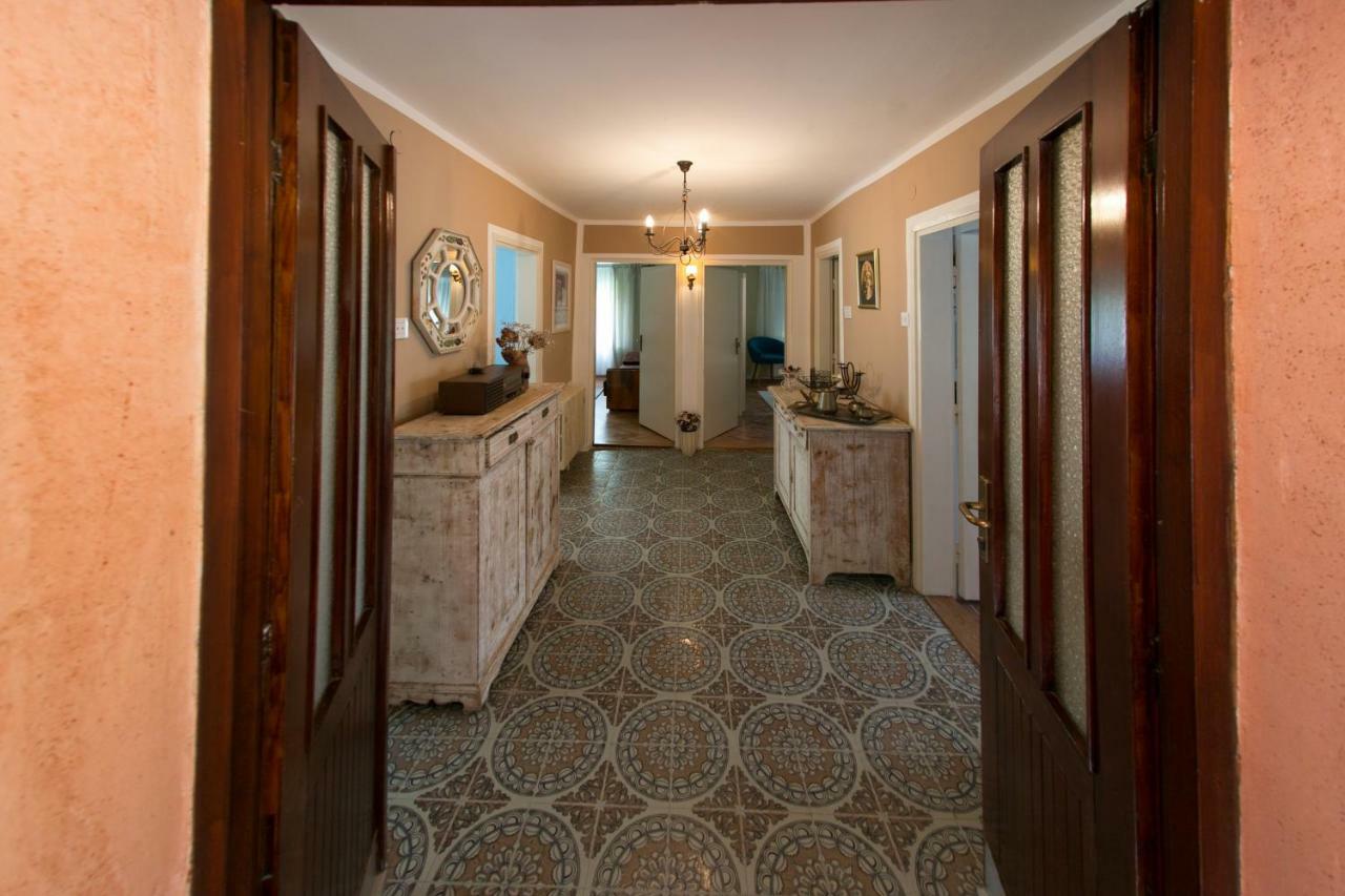 Holiday Home Modric Otočac Екстериор снимка